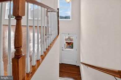 9218 Dawkins Crest Cir, Bristow, VA 20136 - photo 5