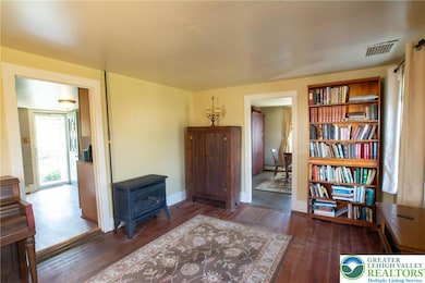 113 Winter St, Mount Bethel, PA 18343 - photo 4