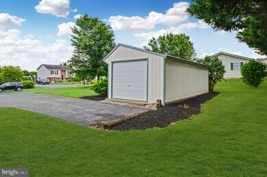 3549 Brook St, Greencastle, PA 17225 - photo 7