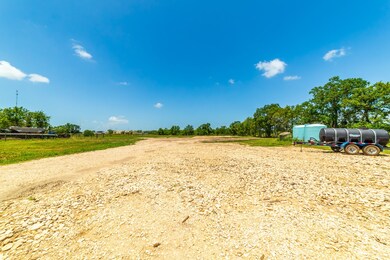 920 Avenue F N, Bay City, TX 77414 - photo 7