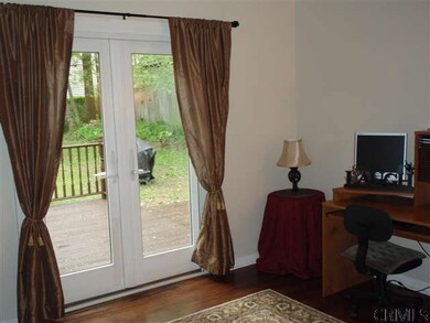 176 S Kingsboro Ave, Gloversville, NY 12078 - photo 5