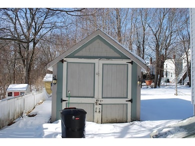 38 Rogers St, Dover, NH 03820 - photo 5