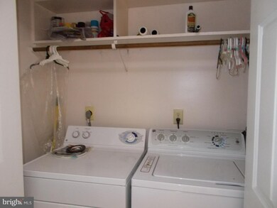 1041 Hampton Cir, Hagerstown, MD 21742 - photo 7