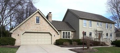 Welcome to 826 Pipestone Drive!