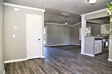 1262 E 140th St, Glenpool, OK 74033 - photo 4