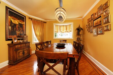 006_Dining Room