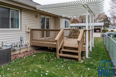 2407 Carlisle Rd, Sergeant Bluff, IA 51054 - photo 4