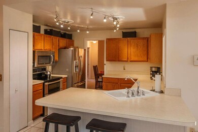 007_Kitchen