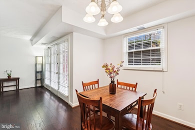 3874 Lyndhurst Dr unit 103, Fairfax, VA 22031 - photo 6