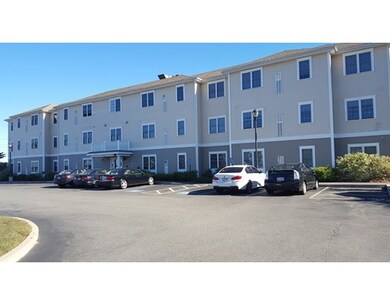 545 Page St unit 307, Stoughton, MA 02072 - photo 2