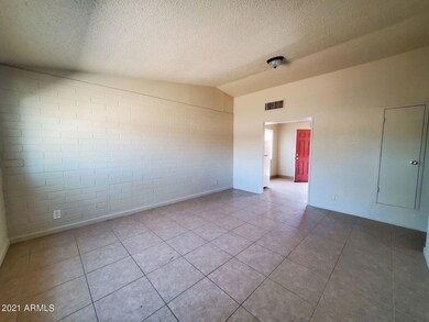 1626 N 26th Place unit 1, Phoenix, AZ 85008 - photo 2