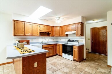 17076 S Shawnee Heights Rd, Overbrook, KS 66524 - photo 6