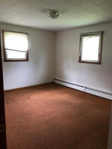 403 Pleasant St, West Rutland, VT 05777 - photo 7