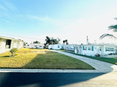 522 Centre St, Palmetto, FL 34221 - photo 2