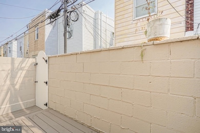 2545 S Warnock St, Philadelphia, PA 19148 - photo 7