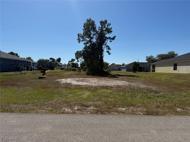 1516 NE 36th St, Cape Coral, FL 33909 - photo 3