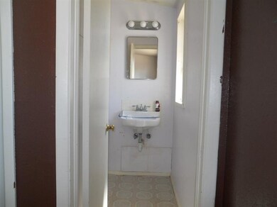 1111 Bellamah Dr, Alamogordo, NM 88310 - photo 5