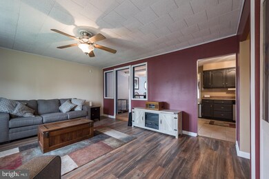 709 Donald Dr, Newark, DE 19713 - photo 3