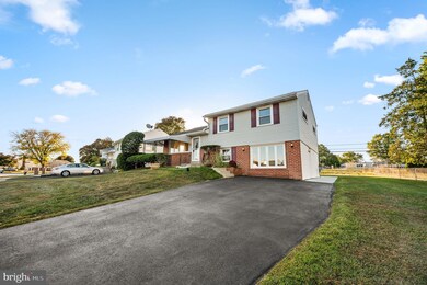 422 S Central Blvd, Broomall, PA 19008 - photo 2