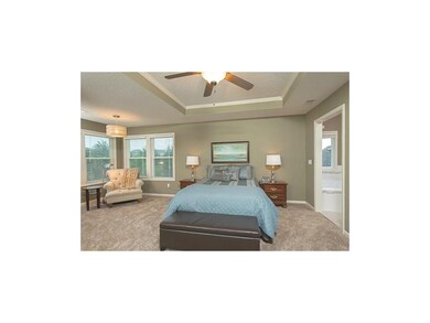 DREAM master bedroom with sitting room and plenty 