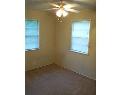 1401 W Sycamore St, Rogers, AR 72758 - photo 5