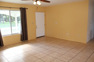 Large Living Rm