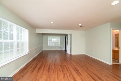 1139 Ring Bill Loop, Upper Marlboro, MD 20774 - photo 3