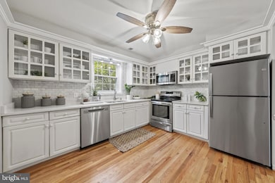 3867 Chain Bridge Rd, Fairfax, VA 22030 - photo 3