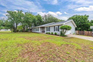 4793 Coronado Cir, Crestview, FL 32539 - photo 3