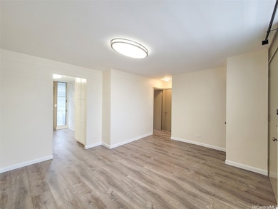 1715 Anapuni St unit F, Honolulu, HI 96822 - photo 3