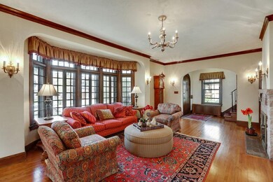 Wool carpet on the stairs and in the upper level h