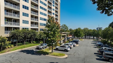 Riviera Condominiums, Little Rock, AR 72202 - photo 2