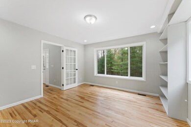 1220 Sherwood Forest Rd, Stroudsburg, PA 18360 - photo 5