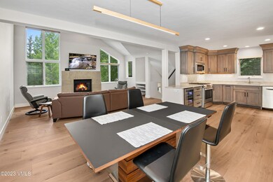 1264-Deer-Blvd-MLS_06