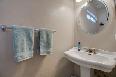 13801 Ryderwood Dr, Horizon City, TX 79928 - photo 6