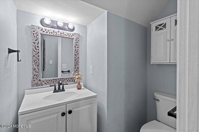 2202 Gulfstream Way, Toms River, NJ 08755 - photo 4