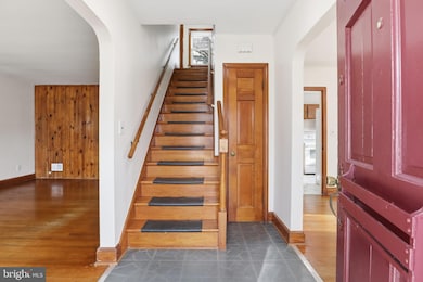 13411 Woodbridge St, Woodbridge, VA 22191 - photo 2