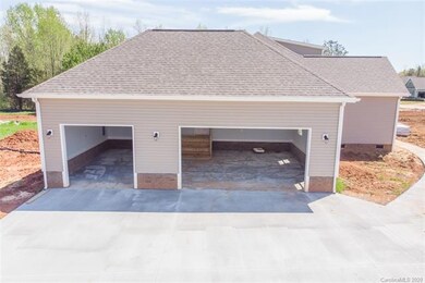 2531 Moon Creek Ln, Clover, SC 29710 - photo 6