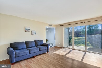 100 Duvall Ln, Gaithersburg, MD 20877 - photo 3