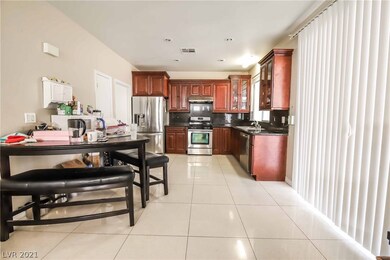 Kitchen Dining Area 1