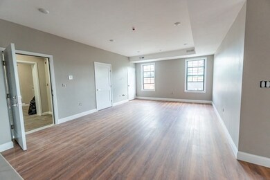 13 Nahant St unit 2C, Lynn, MA 01902 - photo 6