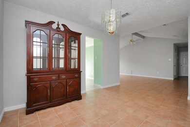 8346 Sorrel Dr, Houston, TX 77064 - photo 5