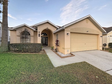 638 Lockbreeze Dr, Davenport, FL 33897 - photo 5