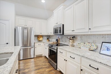 1704 Southridge Dr, van Alstyne, TX 75495 - photo 7