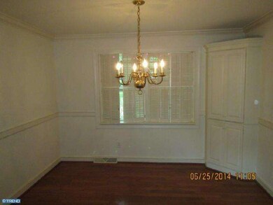 1900 Cardinal Cir, Norristown, PA 19403 - photo 5