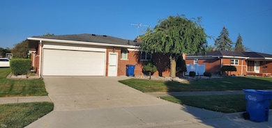 11357 Geoffry Dr, Warren, MI 48093 - photo 4