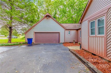 110 Brock Ct, Statesville, NC 28625 - photo 7