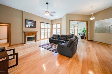 5004 Higgins View Ln 6