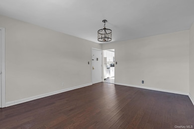 480 Tuckahoe Rd unit 10 B, Yonkers, NY 10710 - photo 7