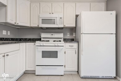 Kitchen_ELK06327-SMALL